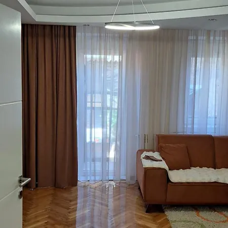Apartament Nadja *